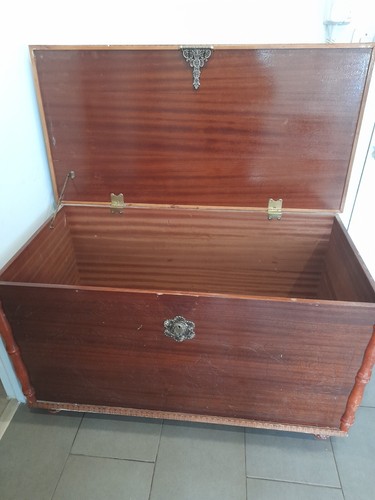 Malle bois 110x60x70h - malle,