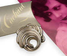 Authentique et Vintage Broche CACHAREL Modèle ANAÏS ANAÏS Signée avec boite
