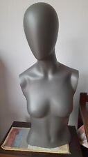 MANNEQUIN BUSTE DE FEMME AVEC TETE POUR VETEMENTS CHAPEAU OU DECO -- H. 79 cm