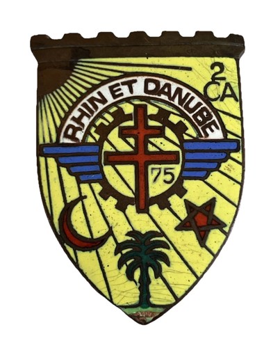 Insigne émail militaire - insigne,