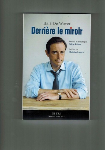 Derrière miroir très - derrière, |