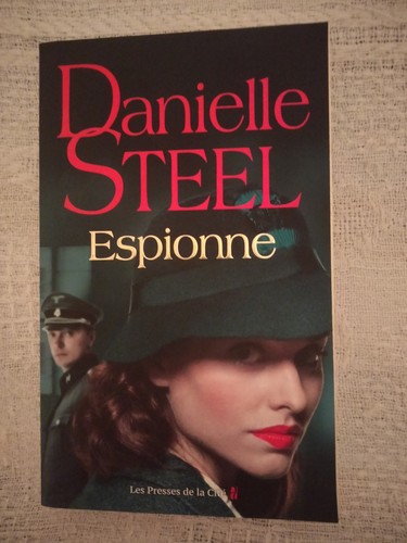 Livre danielle steel - danielle, espionne