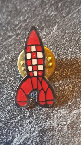 Pin vintage tintin - vintage, fusée