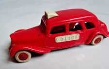 NOREV 1960 -Citroën traction 15 six -rouge - Police - plancher métal - 1/43eme-