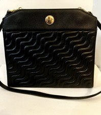 Sac bandoulière en cuir noir NINA RICCI Paris Vintage 1992