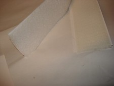 Bande agrippante adhesive