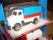 Guisval Camion mercedes iveco Magirus Benne Inclinez les Remorques Haras Bâche