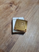 Jolie Concrète Sublime Jean