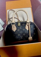 Sac Alma Bb  Louis Vuitton Avec Facture et Certificat D’authentification