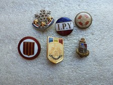 Petit LOT d'Insignes boutonnière