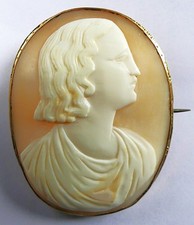 19è  BROCHE CAMEE COQUILLE