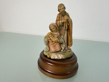 Boîte à musique figurine en
