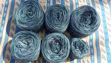 Lot de 6 Pelotes de Laine Bleu Clair et Vert Foncé (520g)