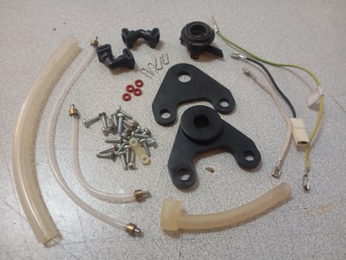 Raccord joint tube - tube, arrête