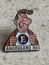 Pin’s Angoulême 93 Margerin •