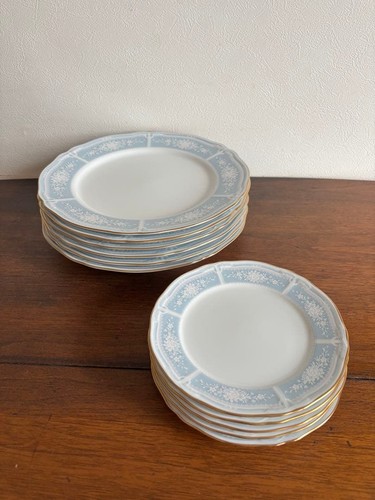 Ensemble assiettes à - ensemble, 11