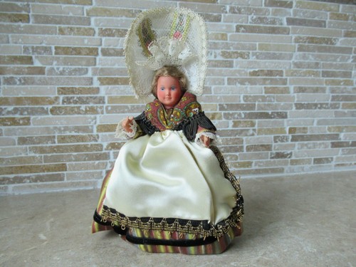 Ancienne poupee - (n°2),