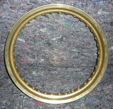 cercle EXCEL / TAKASAGO en 17