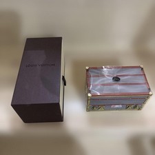 Boîte à bijoux LOUIS VUITTON