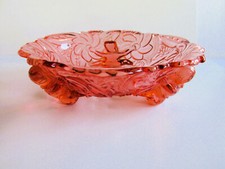 Bol ancien en verre pressé