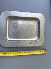 Plat En Étain signée JEAN