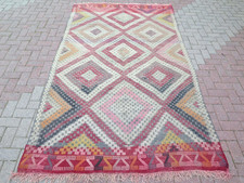 Tapis brodé turc kilim, tapis