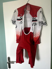 Ensemble cuissard et maillot