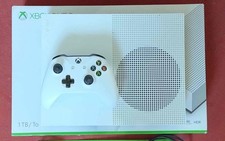 Console XBOX One S 1 To en Boite + Manette Officielle Microsoft +  jeu Greedfall