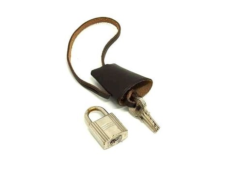Lot clés cadenas hermès - clés,