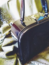 Vanity case en cuir verni noir