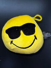PELUCHE RONDE SMILEY WORLD BALLE PORTE CLEFS