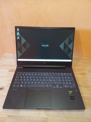 Portable gaming victus - portable,
