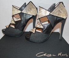  CHRISSIE MORRIS 324 Dakota