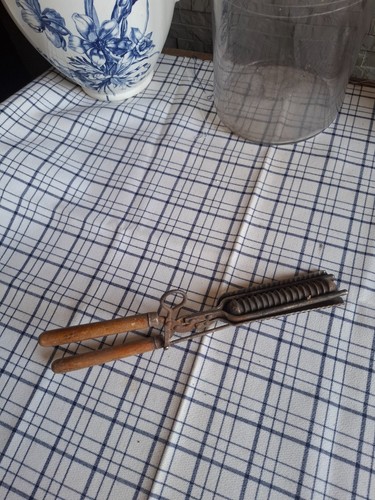 Fer ancien friser et - fer, à