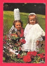 CPSM FOLKLORE DE BRETAGNE fillette et bébé en costume BIGOUDEN