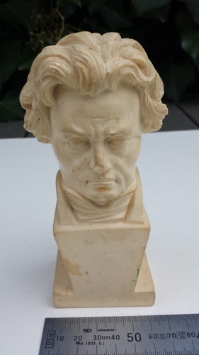 Ancienne sculpture buste - , de