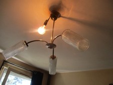 lustre plafonnier vintage 3 verres gravé  , laiton  , années 70 .