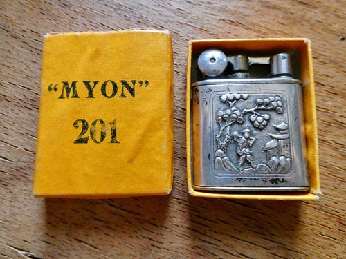 Ancien briquet myon carte - ", "