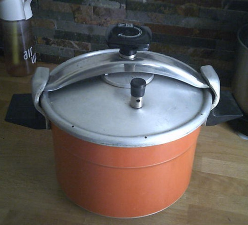 Ancienne cocotte minute seb - ancienne,