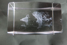 Presse papier dauphin cristal