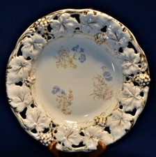 Assiette En Porcelaine Dorée À L'or Rose Et Bleue Avec Fleurs 11 3/4"