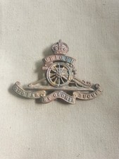 CAP BADGE GRANDE BRETAGNE ROYAL ARTILLERIE WW 1/2.