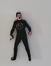 Mini Silhouette Magnet Blake