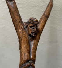 Christ  Populaire sculpté -
