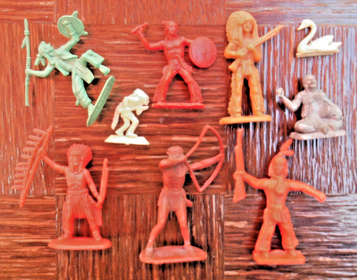 Lot figurines ancien - 9,