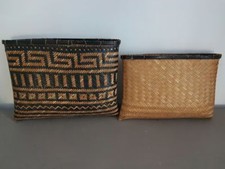 Two old African pockets.Deux anciennes pochette africaine