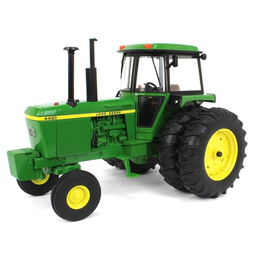 Ertl tracteur avec roues - avec,
