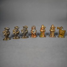 Lot 7 figurines Kinder métal