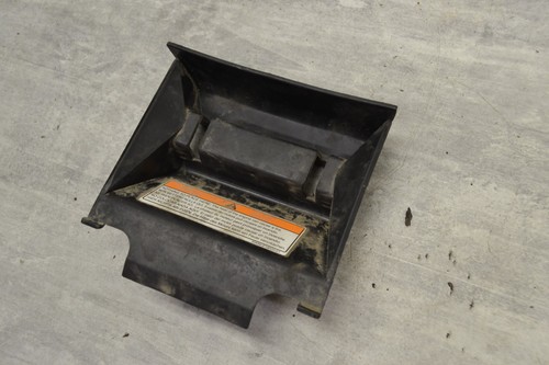 Carénage plastique moteur - plastique,