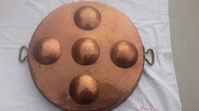 Ancien moule à gâteaux en cuivre, poêle à oeufs en cuivre, casserole